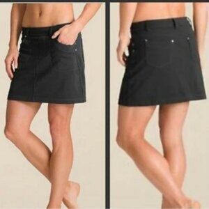 Athleta Bettona Classic Skort Skirt Shorts Black Denim Mini Short Stretchy M